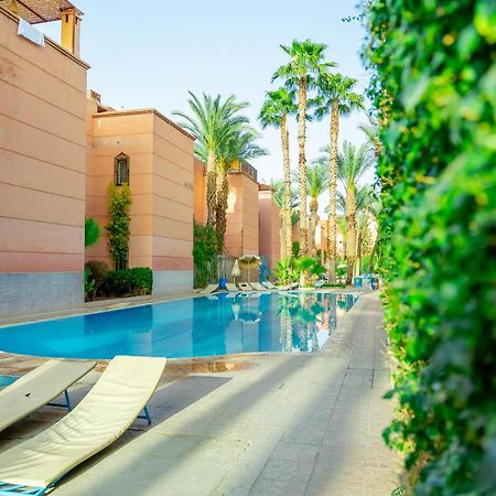 Riad The Moroccans Pool And Terrace Marrakesch Exterior foto